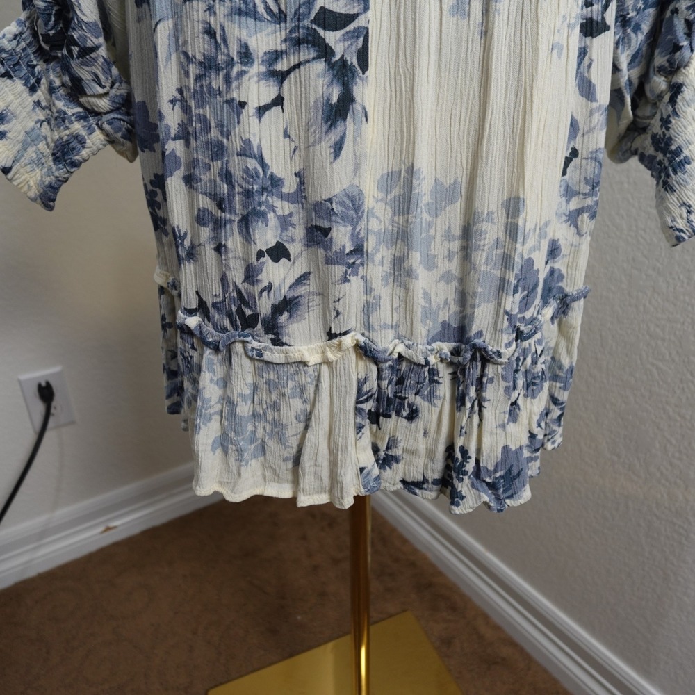 Lovestitch Floral Mini Dress M Blue White Cottagecore Smocked Peasant Slv Boho - Picture 16 of 16